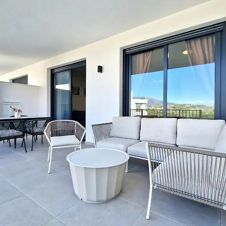 Sr Calanova Golf 2bdr With Private Garden *