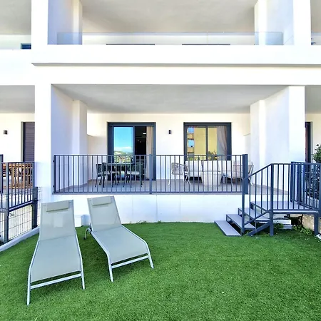 Sr Calanova Golf 2bdr With Private Garden 아파트