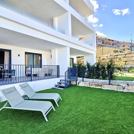 Sr Calanova Golf 2bdr With Private Garden 아파트