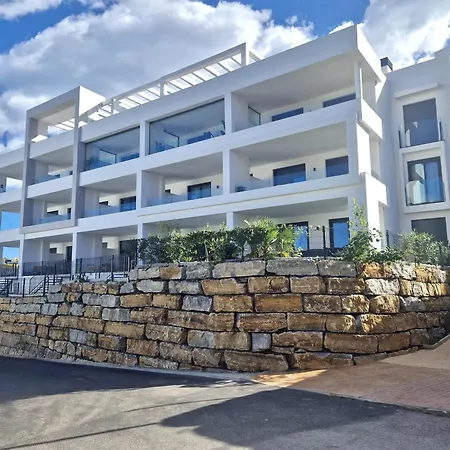 Sr Calanova Golf 2bdr With Private Garden 아파트 *