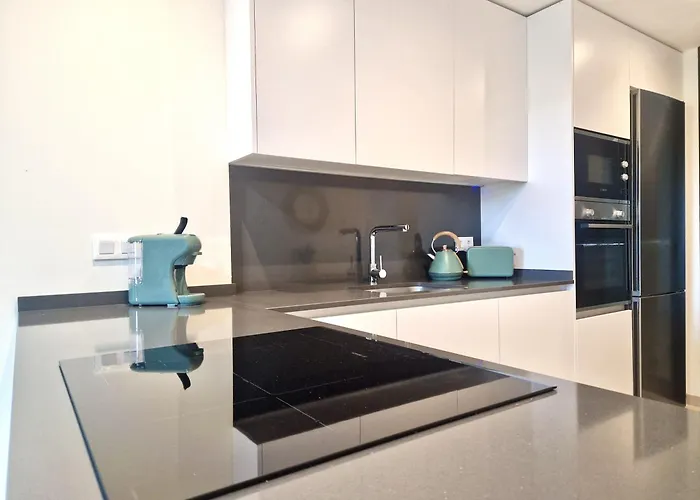 Διαμέρισμα Sr Calanova Golf 2bdr With Private Garden Μάλαγα