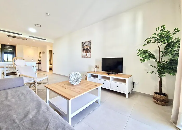 Διαμέρισμα Sr Calanova Golf 2bdr With Private Garden *