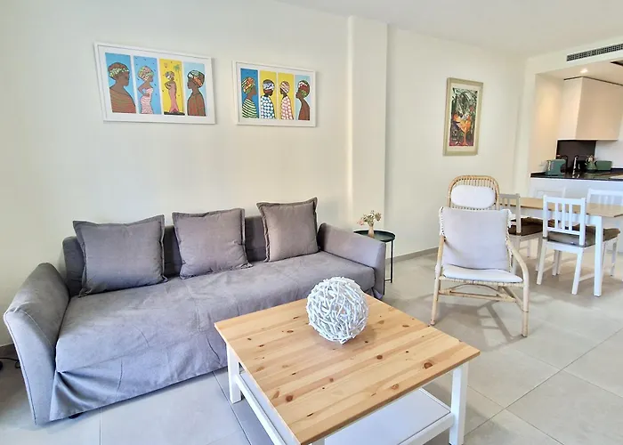 Sr Calanova Golf 2bdr With Private Garden *